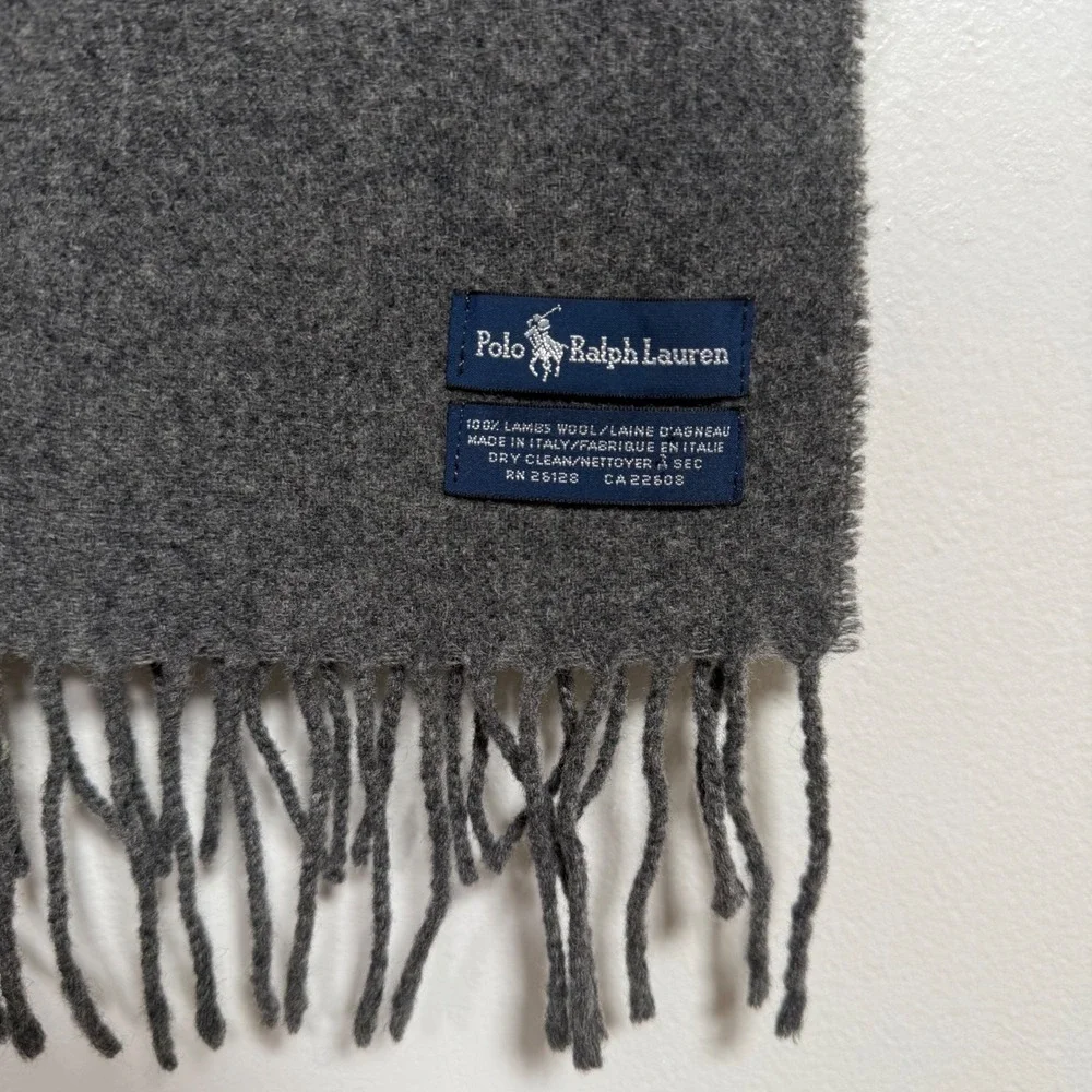 Polo Ralph Lauren Gray 100% Lambswool Scarf Made in Italy Fringe Pony Logo